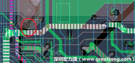 慢慢確認(rèn)CAF發(fā)生的位置后，可以配合Gerber查看PCB的結(jié)構(gòu)是否有通孔太近或是線路太近的問題。